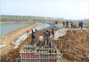 兴平市渭河于堡段堤防护基加固工程（一期）