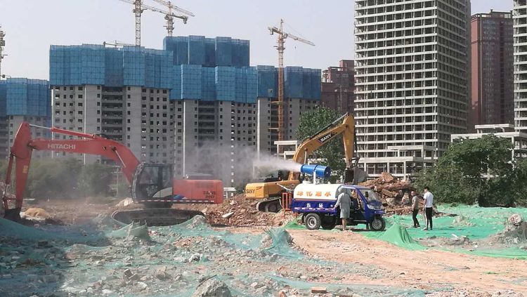 西安浐灞生态区世博大道北住宅等项目文勘破碎清表及垃圾清运项目
